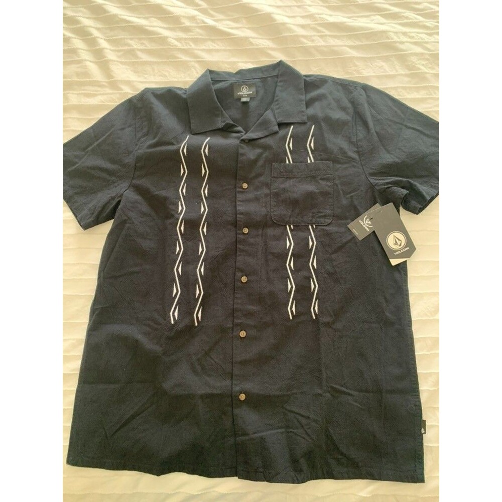 Volcom XL Short Sleeve camp shirt aztec detail NEW